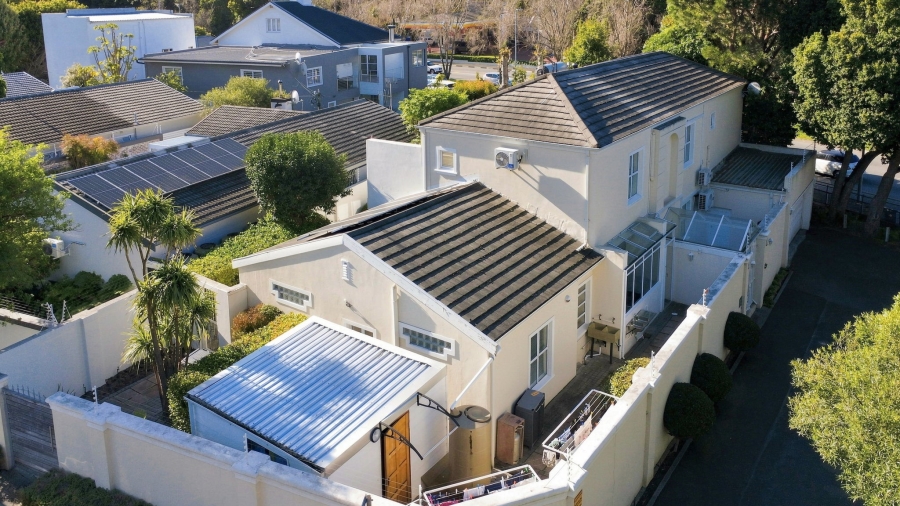 6 Bedroom Property for Sale in Newlands Western Cape